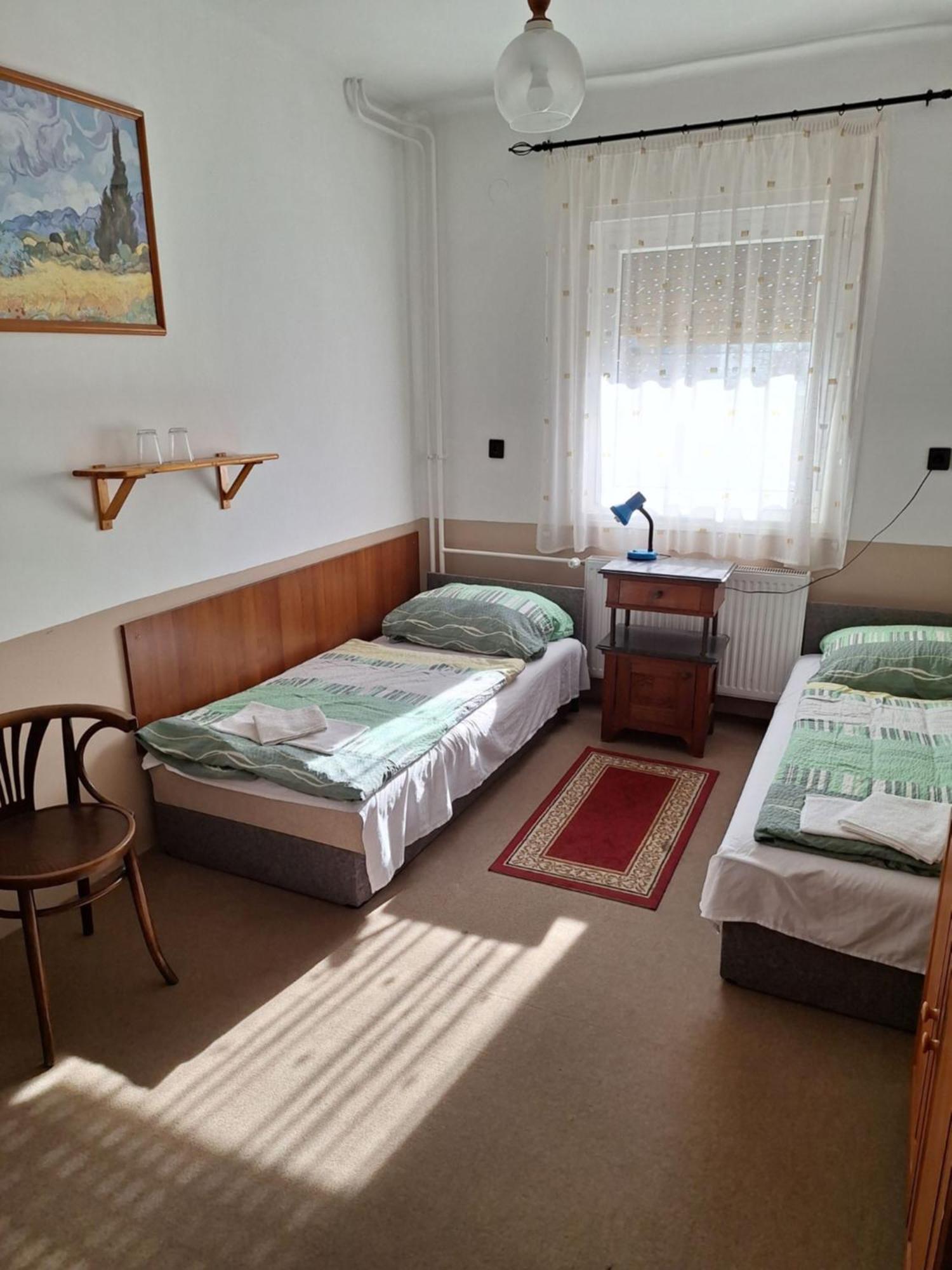 Fenyo Panzio Bed & Breakfast Mezokovesd Exterior photo